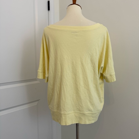 Yellow Short Sleeve Women's Top - Picture 3 of 9